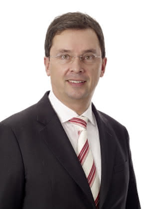 Wirtschaft + Unternehmen: IBM-Partner: Transtec geht strategische Partnerschaft ein