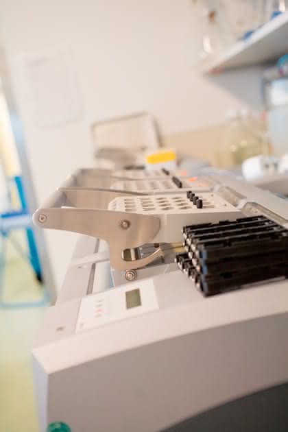 Dispensiersystem sciFLEXARRAYER: Diagnostika basierend  auf Autoantikörpersignaturen