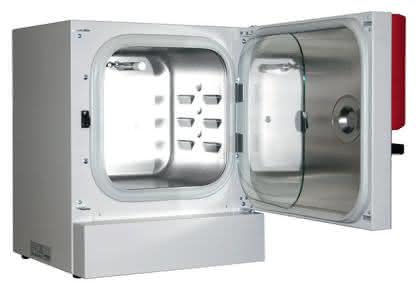 Zum Titelbild: BINDER CO2 Inkubatoren mit Anti.Plenum Design