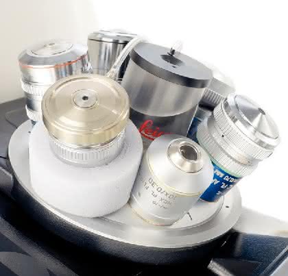Water Immersion Micro Dispenser: Automatische Wasserversorgung  für Lebendzelluntersuchungen