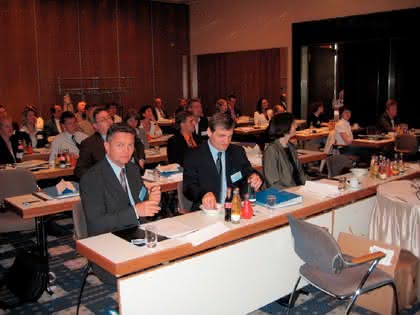 Management: Im Dialog mit  Herstellern und Handel