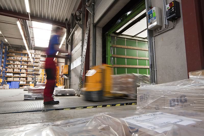 Wirtschaft + Unternehmen: Inconso schraubt sich bei Fastbolt ein