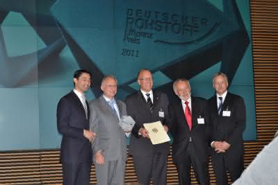 Wirtschaft + Unternehmen: Berufluid gewinnt ersten Deutschen Rohstoffeffizienzpreis Wirtschaft + Unternehmen: Berufluid gewinnt ersten Deutschen Rohstoffeffizienzpreis