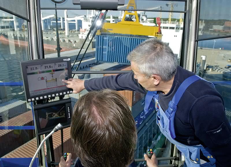 Wirtschaft + Unternehmen: Demag Cranes siegen mit Ausbildungskonzept
