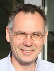 Wirtschaft + Unternehmen: Ratioform Verpackungen: Jens Rahlf ist neuer Leiter Marketing und E-Business Wirtschaft + Unternehmen: Ratioform Verpackungen: Jens Rahlf ist neuer Leiter Marketing und E-Business