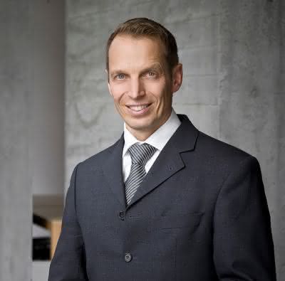 Wirtschaft + Unternehmen: sera Unternehmensgruppe: Carsten Stehle neuer Geschäftsführer Wirtschaft + Unternehmen: sera Unternehmensgruppe: Carsten Stehle neuer Geschäftsführer