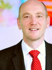 News: Neue Vertriebsleitung bei Hellma Analytics