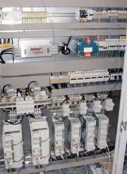 Antriebstechnik: Platten auf Position