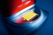 Wirtschaft + Unternehmen: Murrplastik: Mit Chemie zur Schrift Wirtschaft + Unternehmen: Murrplastik: Mit Chemie zur Schrift