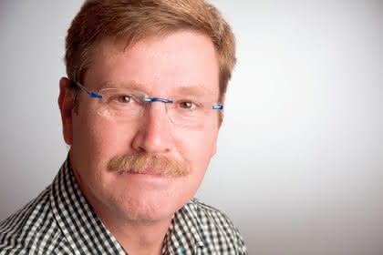 Software: „Spritzgießsimulation kann klar und simpel sein“ Software: „Spritzgießsimulation kann klar und simpel sein“