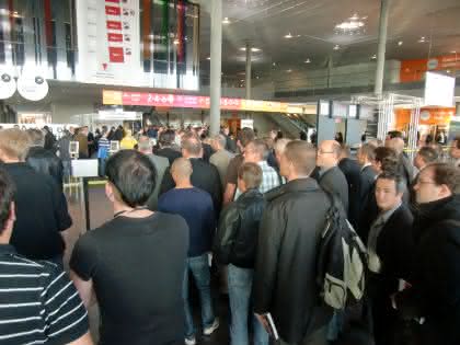 Wirtschaft + Unternehmen: Starker Besucheranstieg: Magnet Motek