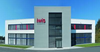 Wirtschaft + Unternehmen: iwis weiht neue Fertigungshalle in Landsberg ein Wirtschaft + Unternehmen: iwis weiht neue Fertigungshalle in Landsberg ein