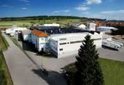 Wirtschaft + Unternehmen: Crown –seit 25 Jahren daheim in Niederbayern Wirtschaft + Unternehmen: Crown –seit 25 Jahren daheim in Niederbayern