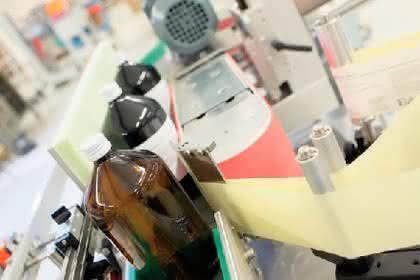 Industrieroboter: Rundherum Industrieroboter: Rundherum