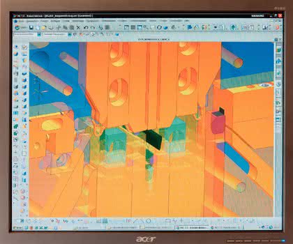 Software: Kundenspezifische Lösungen schneller ins Werkzeug umgesetzt Software: Kundenspezifische Lösungen schneller ins Werkzeug umgesetzt
