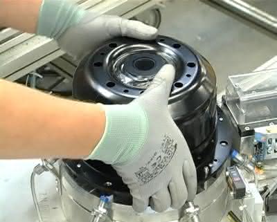 Zerspanen: Prozessoptimierung durch Utility-Film Zerspanen: Prozessoptimierung durch Utility-Film