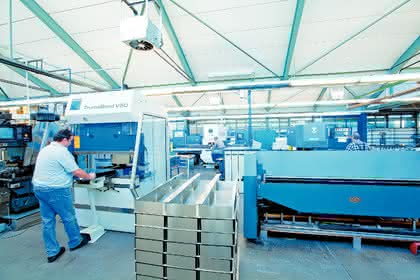 Labortechnik: Individuelle  Edelstahllösungen