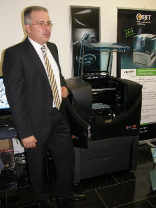 Wirtschaft + Unternehmen: Multimaterial-3D-Drucker: Objet bietet Connex-Technologie nun auch für Büroumgebung an Wirtschaft + Unternehmen: Multimaterial-3D-Drucker: Objet bietet Connex-Technologie nun auch für Büroumgebung an