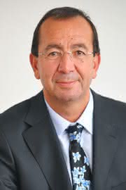 Wirtschaft + Unternehmen: Eplan: Haluk Menderes ist neuer Geschäftsführer Marketing und Vertrieb Wirtschaft + Unternehmen: Eplan: Haluk Menderes ist neuer Geschäftsführer Marketing und Vertrieb