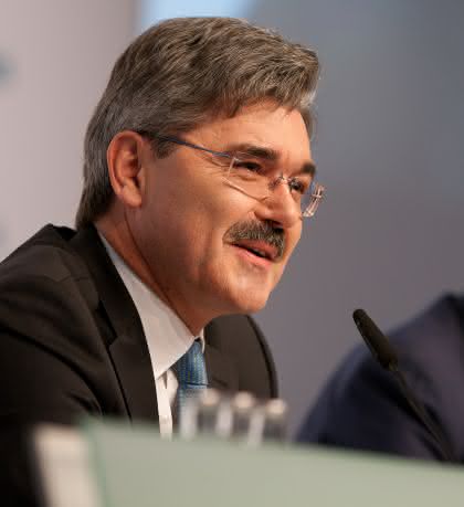 Wirtschaft + Unternehmen: Siemens erwartet Wachstum im dritten Quartal