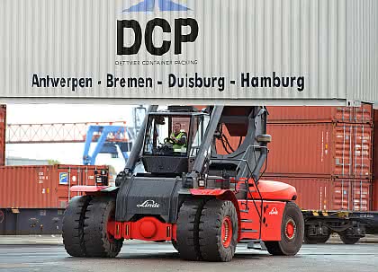 Wirtschaft + Unternehmen: Bremens rote Flotte