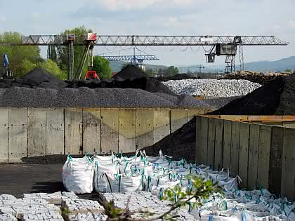 Wirtschaft + Unternehmen: Konecranes: Krane in Kur