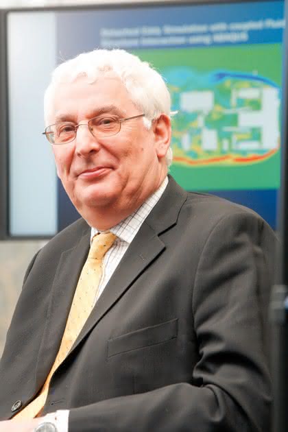 Software: Dr. Richard Johns leitet Motorenteam