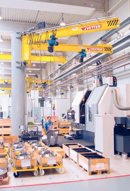 Fördertechnik: Über den Köpfen