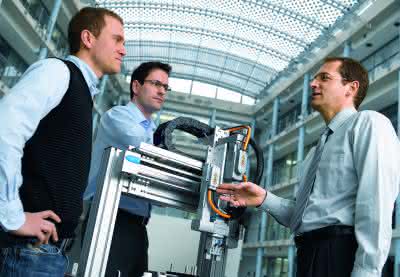 Wirtschaft + Unternehmen: Festo auf Erfolgskurs in globalen Wachstumsmärkten