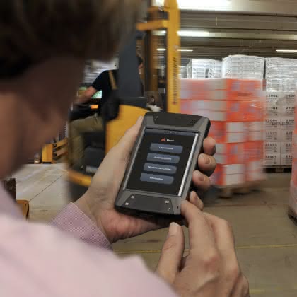 Wirtschaft + Unternehmen: Ferngesteuerte Logistikprozesse: Eine App für den Chef Wirtschaft + Unternehmen: Ferngesteuerte Logistikprozesse: Eine App für den Chef