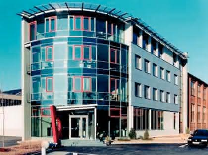 Wirtschaft + Unternehmen: Stetig gewachsen