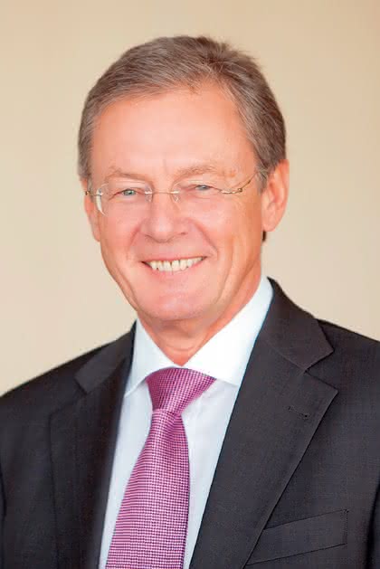 Wirtschaft + Unternehmen: SteinhilberSchwehr-Gruppe mit neuer Dachmarke ComputerKomplett Wirtschaft + Unternehmen: SteinhilberSchwehr-Gruppe mit neuer Dachmarke ComputerKomplett