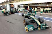 Industriekommunikation: Lotus Racing mit mobilem Rechenzentrum