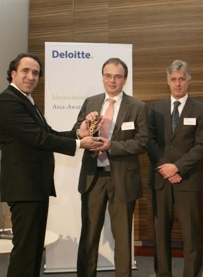 Wirtschaft + Unternehmen: Rittal erhält den Axia-Award 2010 Wirtschaft + Unternehmen: Rittal erhält den Axia-Award 2010