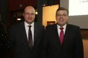 Management: Industriepark Höchst: Standortfirmen investieren
