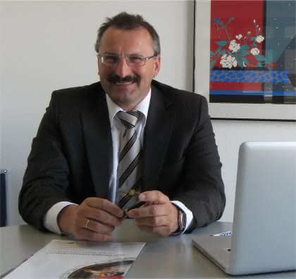 Wirtschaft + Unternehmen: Contact: Gut in 2010, optimistisch für 2011 Wirtschaft + Unternehmen: Contact: Gut in 2010, optimistisch für 2011