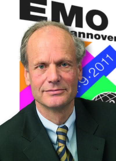 Wirtschaft + Unternehmen: EMO Hannover 2011: Ansturm internationaler Aussteller Wirtschaft + Unternehmen: EMO Hannover 2011: Ansturm internationaler Aussteller
