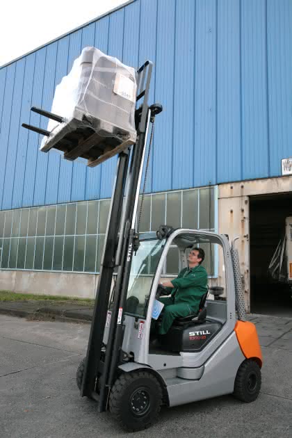 Fördertechnik: Still-Stapler in Leipziger Stahlgießerei