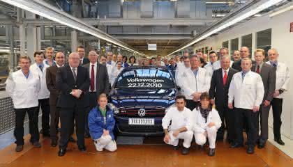 Wirtschaft + Unternehmen: Volkswagen: produziert das 111.111.111ste Fahrzeug Wirtschaft + Unternehmen: Volkswagen: produziert das 111.111.111ste Fahrzeug