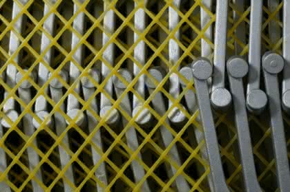 Wirtschaft + Unternehmen: Poly-Net: Schutz hinter Gittern