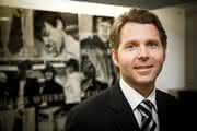 Wirtschaft + Unternehmen: Update Software: Uwe Reumuth neuer CFO