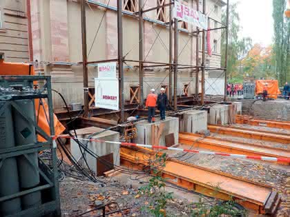 Hydraulik + Pneumatik: Wände versetzen