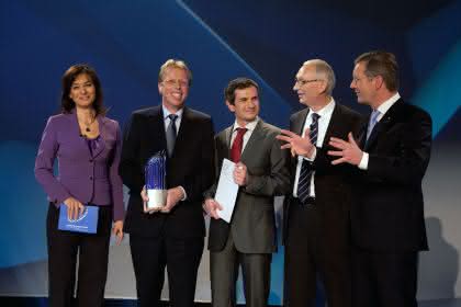 Wirtschaft + Unternehmen: Festo und IPA: Zukunftspreis für bionisches Handling Wirtschaft + Unternehmen: Festo und IPA: Zukunftspreis für bionisches Handling