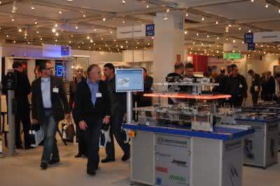 Wirtschaft + Unternehmen: FMB 2010: belebt den Aufschwung
