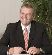 Wirtschaft + Unternehmen: B&R: 2010 gut vorgelegt