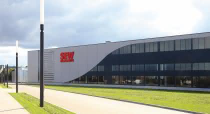 Wirtschaft + Unternehmen: SEW-Eurodrive: Großgetriebewerk in Bruchsal angelaufen