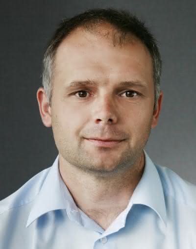 Zerspanen: Werkzeuganzahl verringern und Zeit sparen Zerspanen: Werkzeuganzahl verringern und Zeit sparen