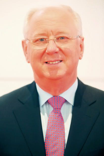 Wirtschaft + Unternehmen: Maximilian Brandl übernimmt Vorsitz der Geschäftsführung von Eplan Wirtschaft + Unternehmen: Maximilian Brandl übernimmt Vorsitz der Geschäftsführung von Eplan
