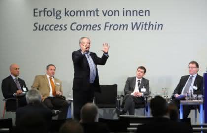 Wirtschaft + Unternehmen: BVL: Logistiker suchen griffigen Slogan