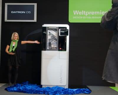 Wirtschaft + Unternehmen: Datron: erhält  "red dot design award"
